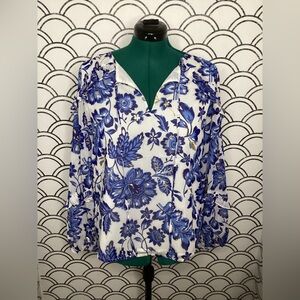 Sugarlips White & Blue Floral V‑Neck Blouse – Size M